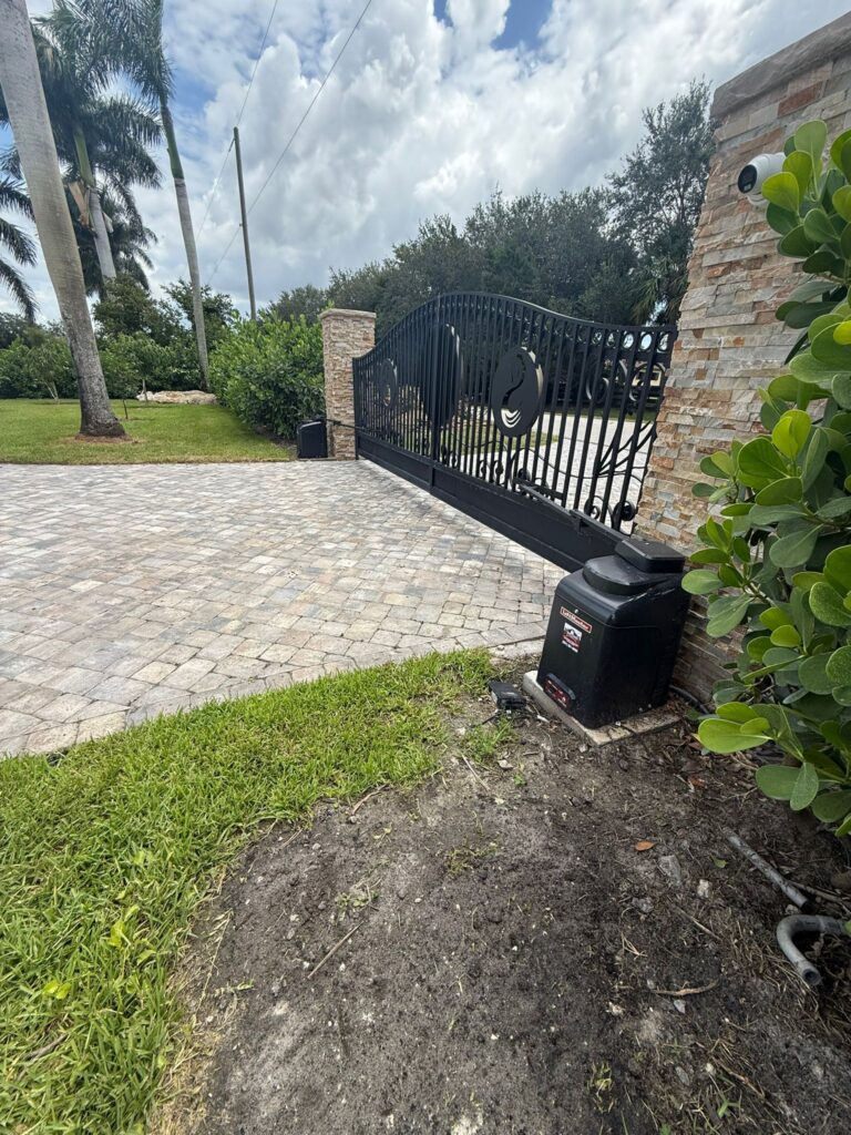 Top-Rated Driveway Gate Services